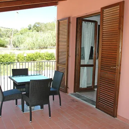 公寓 Baia Fiorita *