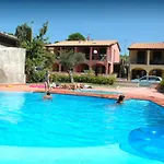 Baia Fiorita Apartment *